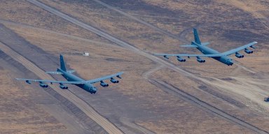 Российские ВКС "перехватили" над Баренцевым морем два самолета B-52H ВВС США (фото)