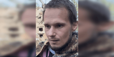 "Прокинувся, а наді мною плита": чоловік сам вибрався з-під завалів будинку у Києві (відео)