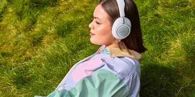 Нові навушники JBL вирізняються автономністю до 80 годин та ціною від 130 доларів (фото)