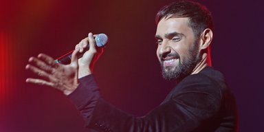 Конец войны Кондратюка и Козловского: артист спел "Пина коладу" на украинском языке (видео)