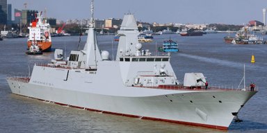 У Китаї розпочалися випробування новітнього фрегата Type 054B (фото)