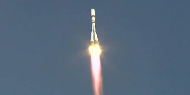 Аварія на орбіті: у російського космічного корабля виникли проблеми після запуску (відео)