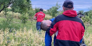 Шукали понад три доби: на Прикарпатті за допомогою дрона знайшли зниклу у лісі 5-річну дитину