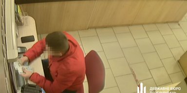 Сдавал тепловизоры в ломбард: офицеру из Житомирской области грозит до 15 лет заключения