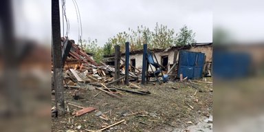 Без батьків залишилося двоє дітей: російський КАБ влучив у будинок подружжя на Сумщині (фото)