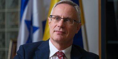 ЗМІ повідомили про передачу Ізраїлем трофейної зброї Україні: посол прокоментував (відео)