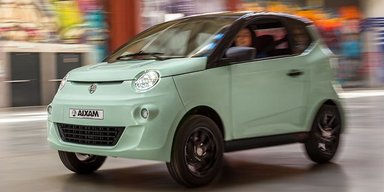 Во Франции презентовали городское авто за 10 500 евро, которым можно управлять без прав (фото)