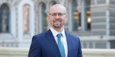 Погрози бійцю ЗСУ: Нацбанк почав перевірку свого менеджера, — ЗМІ