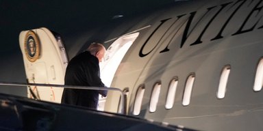 Квітень–травень — час наступних переговорів щодо України: чому Зеленський не полетів до Давосу
