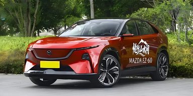 Цена $16800 и запас хода 1300 км: в продажу поступил электрифицированный кроссовер Mazda (фото)