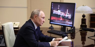На компьютере Путина  установлена "дырявая" Windows XP, которая не поддерживается уже 11 лет