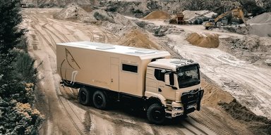 Один из самых дорогих в мире: в Германии создали роскошный дом на колесах за $1,9 млн (фото)