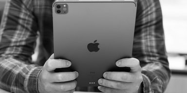 "Мандрівник у часі" з iPad: у соцмережах шоковані фото 1941 року з сучасним гаджетом