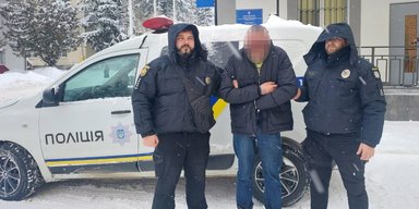 Пытался изнасиловать 14-летнюю девушку в центре города: на Львовщине задержали злоумышленника