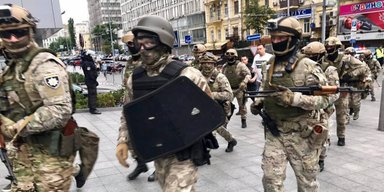 В полумасках. Почему не нужно переоценивать эффект от закона "Маски-шоу стоп"