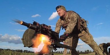 РФ скидає по 30 ФАБ щодня та накопичила 30 тисяч військових біля Часового Яру, — Гетьман (відео)