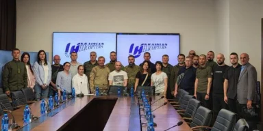 "Украинские вертолеты" заявляют об атаке. К президенту обратился коллектив компании, ветераны и семьи погибших военных