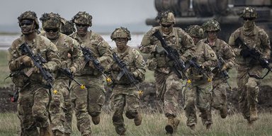 "Стримування посилиться": НАТО обіцяє Росії "військову відповідь" на прильоти дронів у Польщі