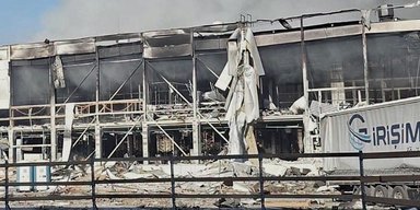РФ ночью уничтожила около 800 тысяч книг в Киеве (фото)