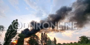 Взрывы в оккупированном Шахтерске: россияне сообщают о "прилете" в нефтебазу (фото, видео)