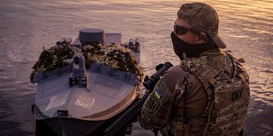 Відвойовують Чорне море: СБУ вперше показала морський безпілотний флот України (фото, відео)