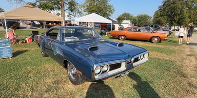 Виявлено ультрарідкісний Dodge Hemi Coronet R/T 1970 року з пробігом 300 км (відео)