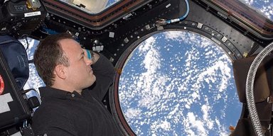Людство живе у брехні: астронавт NASA зробив тривожну заяву через 178 днів у космосі