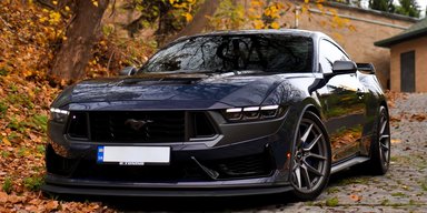 Темная лошадка: в Украине появился новейший заряженный Ford Mustang на 500 сил (фото)