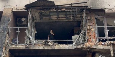 Беременная жена нардепа от "Слуги народа" показала, что осталось от их квартиры в Киеве (фото)