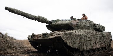 Росіяни заявили, що знищили всі танки Stridsvagn: що кажуть у ЗСУ (відео)