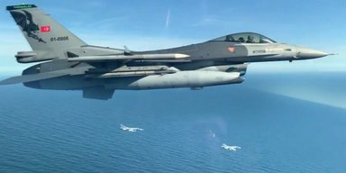 Подняли F-16: Турция заявила, что сбила беспилотник над Черным морем