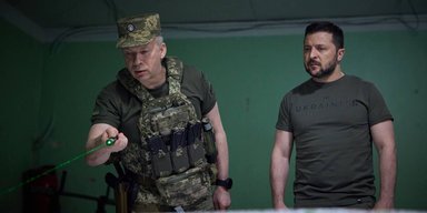 Зеленський із Сирським приїхали в Покровськ: що відбувається (відео, карта)