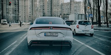 1300 сил и запас хода 1000 км: в Киеве заметили флагманский BYD за $100 000 (фото)