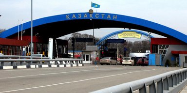 Топливный туризм из России прикрыли: Казахстан установил блокпосты на границе