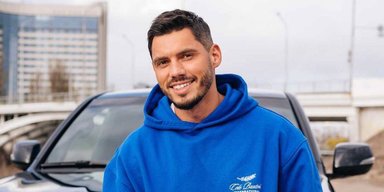Телеведучий Микита Добринін ходив на побачення з дівчиною з OnlyFans
