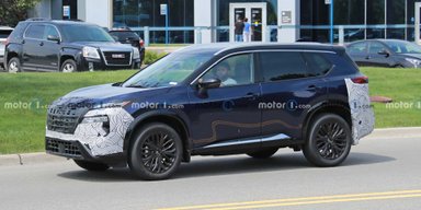 Новий Nissan X-Trail 2024 вперше помітили на дорогах (фото)