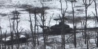 Завертіло башту і понесло: дрон підбив російський танк Т-90М "Прорив" під Авдіївкою (відео)