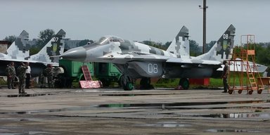В Хмельницкой области произошла авиакатастрофа: вероятно разбился МиГ-29, — соцсети (видео)