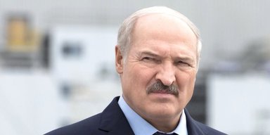 "Мы вам открыто заявили": Лукашенко заговорил о Третьей мировой и эскалации со стороны США (видео)