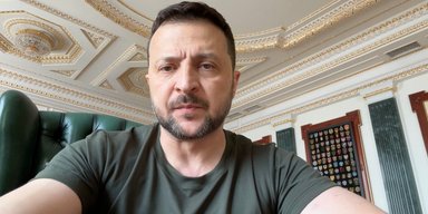 Є два аргументи: РФ готується до нового наступу і не планує миру — Зеленський (відео)
