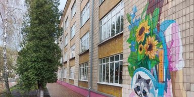 Директора школы в Киевской области уволили за разговоры на русском языке, – омбудсмен