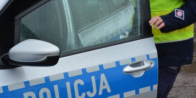 Тыкал в камеры наблюдения "средний палец": 19-летнего украинца депортируют из Польши