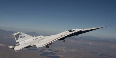 Новий надзвуковий літак NASA здійснив другий політ: довелося швидко завершити (відео)