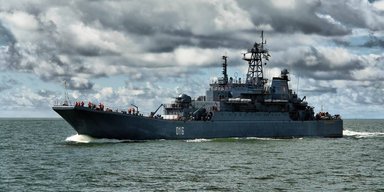 Закат Черноморского флота: Украина вывела из строя пять десантных кораблей РФ (видео)