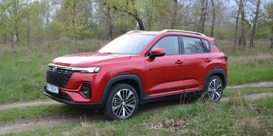 Бюджетний варіант: тест-драйв доступного кросовера Changan CS35 Plus