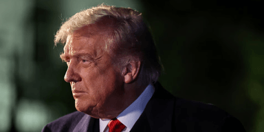 Трамп в "отличной форме", но есть нюанс: что показал медицинский осмотр президента США (фото)