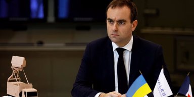 Франція не зможе виконати свою обіцянку про допомогу Україні на 3 млрд євро, — Politico