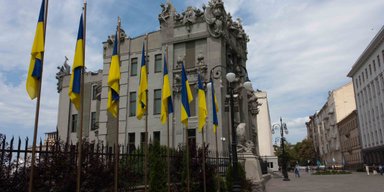 Посторонним вход разрешен. Администрация президента открыла доступ к режимным объектам