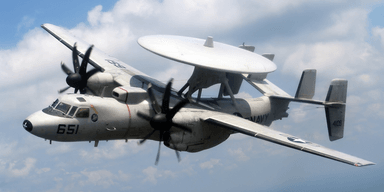 Союзнику США знадобилися американські літаки-радари Hawkeye: відстежує китайські "стелси"