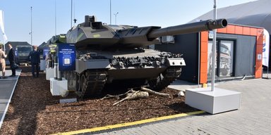 Леопард с головой пантеры: немецкий Leopard 2A4 получил неожиданную модернизацию